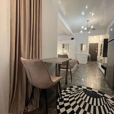 Апартаменты Camis Нэводари