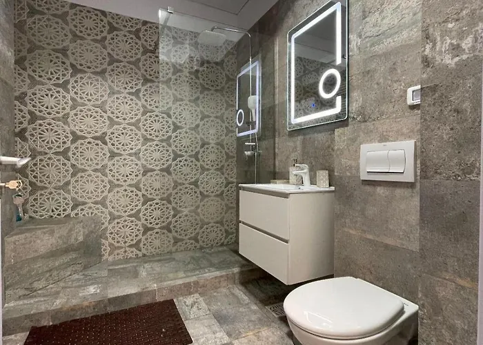 Апартаменты Camis Нэводари